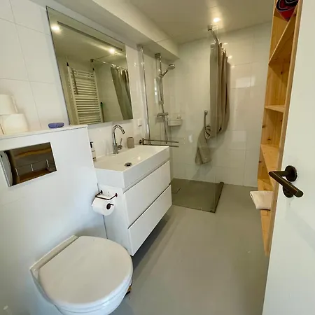 Close To And Keukenhof Дом отдыха