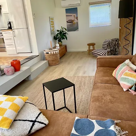 Close To And Keukenhof * Нордвейкерхаут