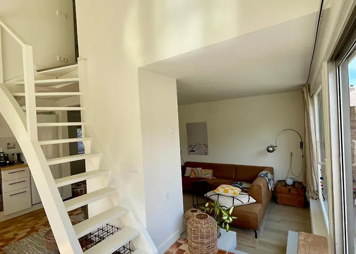 Close To And Keukenhof * Noordwijkerhout