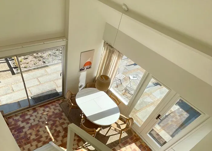 Close To And Keukenhof